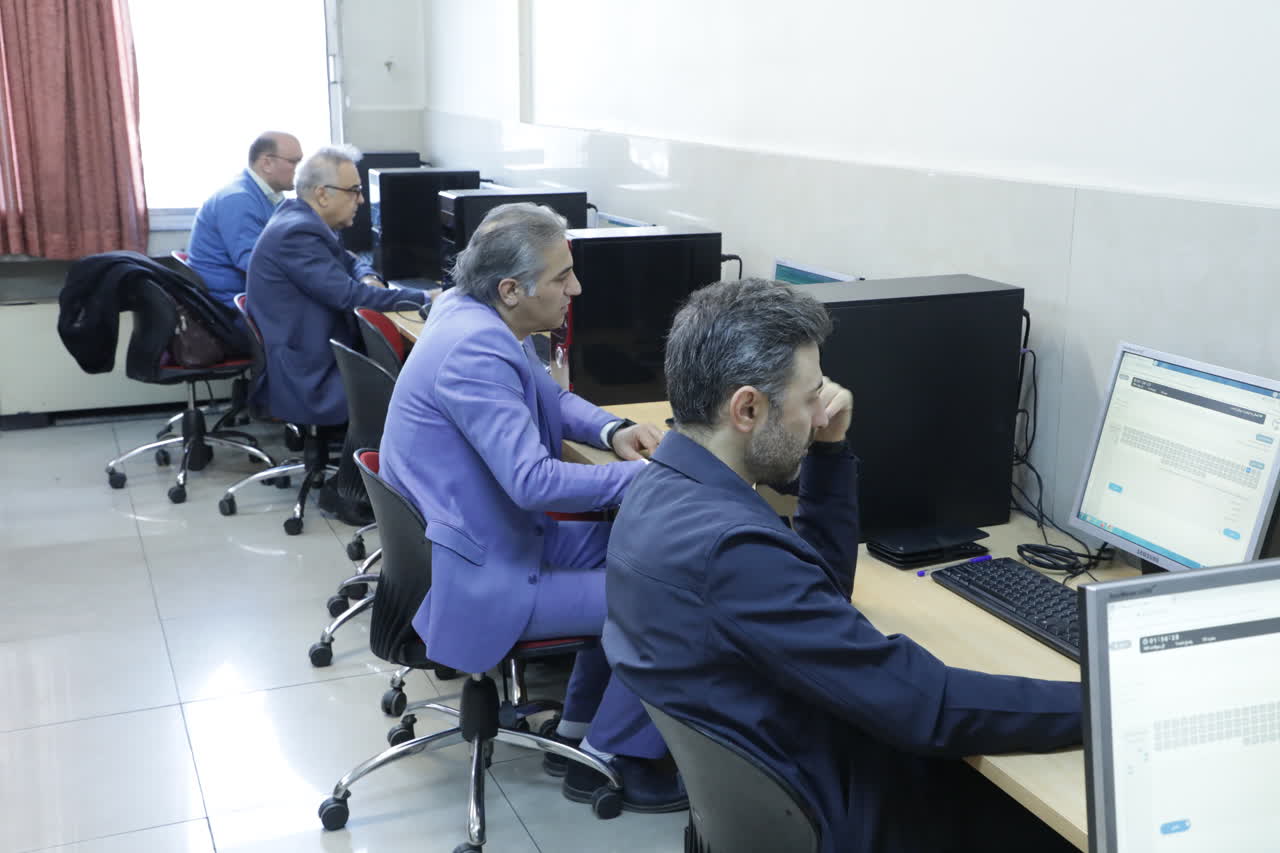 برگزاری آزمون الکترونیکی ارتقاء و انتصاب به مشاغل مدير و معاون مديريت شعب بانک رفاه